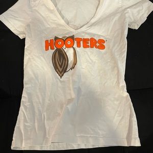 Hooter girl short sleeve shirt